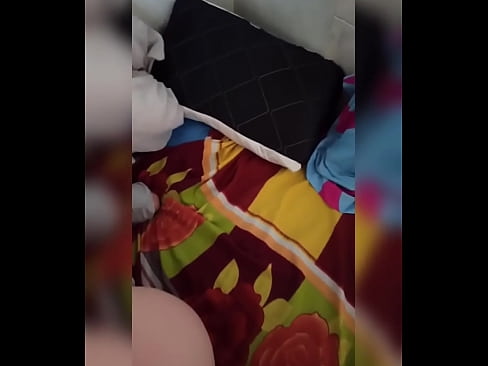 ❤️ השותפה שלי נשארת לבד בבית כי בעלה יוצא לחופשה ואני מנצלת את ההזדמנות לזיין אותה ולמלא לה את התחת בחלב ❤ סרטון מזוין בפורנו iw.porn-mz-com.ru